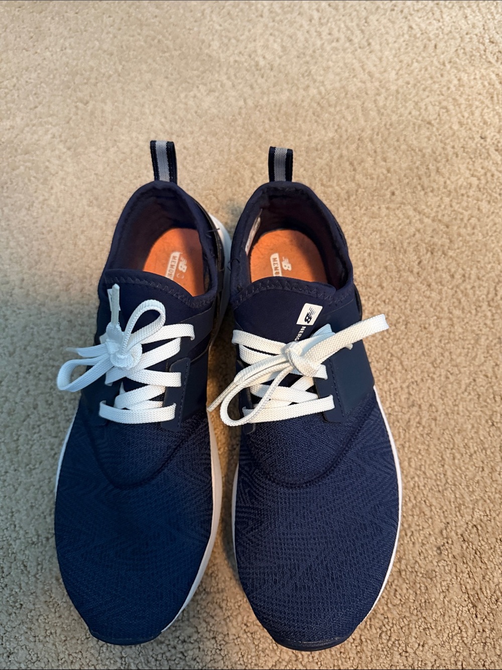 New Balance Navy and White energize sport sneakers